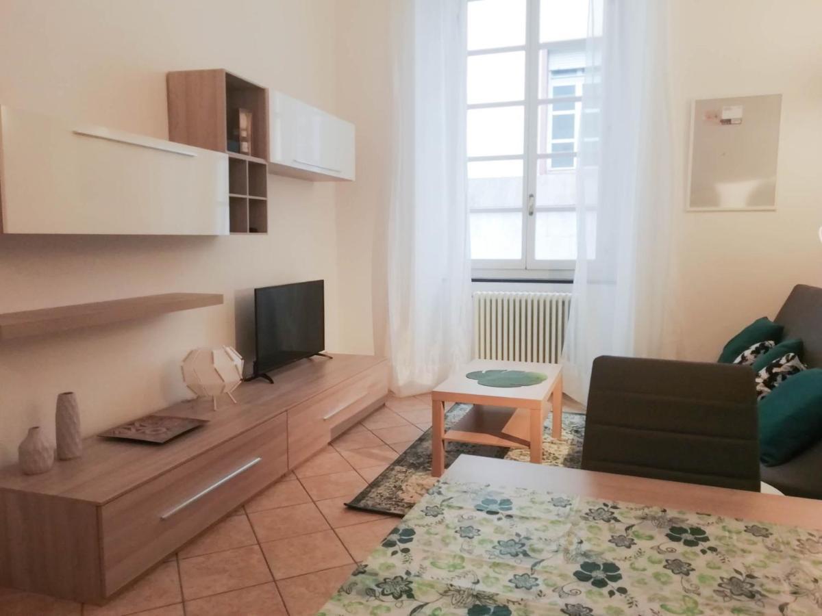Mistrangelohome 3 - Appartamento In Pieno Centro Savona Exteriér fotografie
