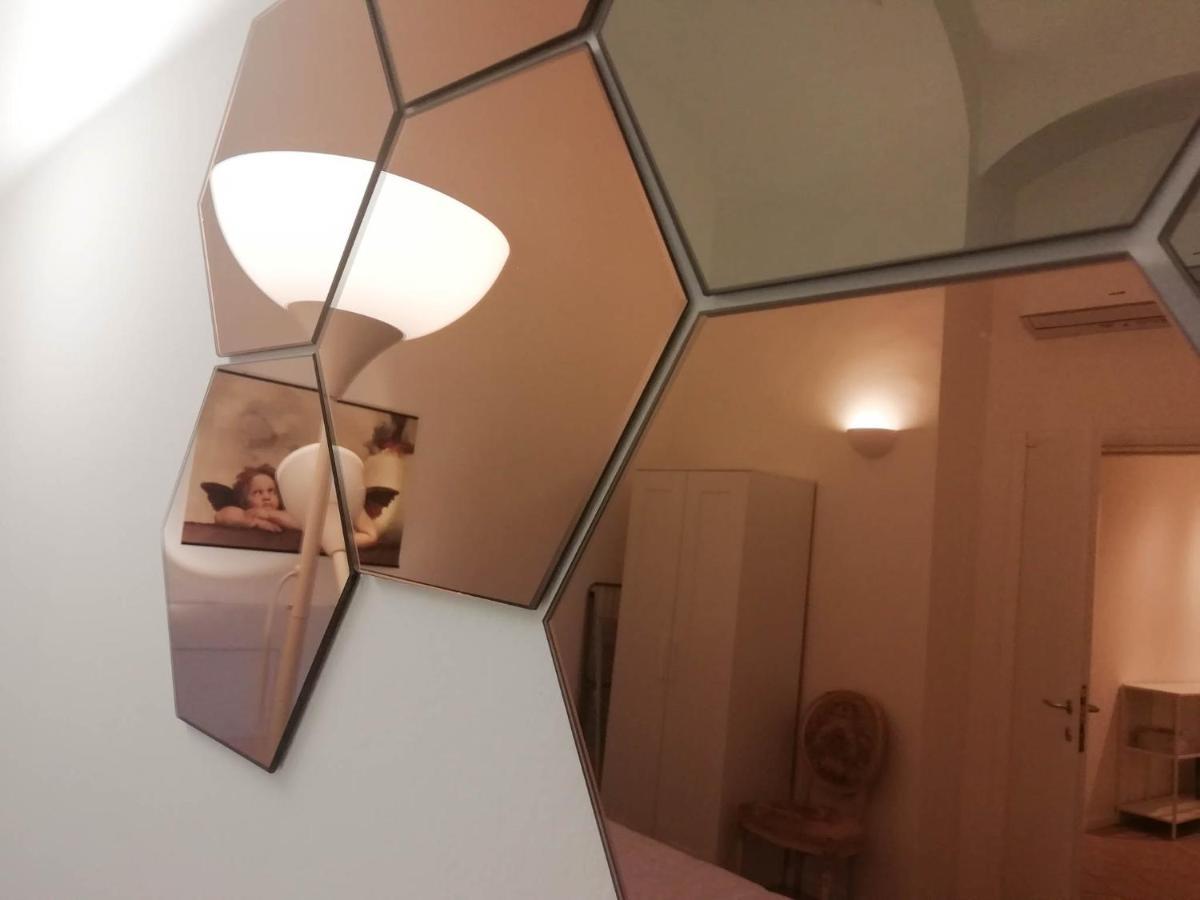 Mistrangelohome 3 - Appartamento In Pieno Centro Savona Exteriér fotografie