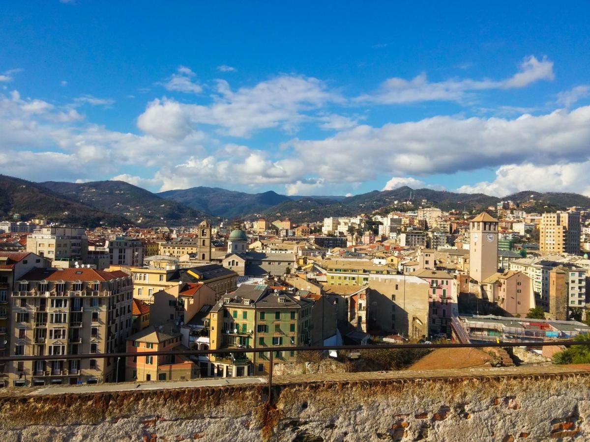 Mistrangelohome 3 - Appartamento In Pieno Centro Savona Exteriér fotografie